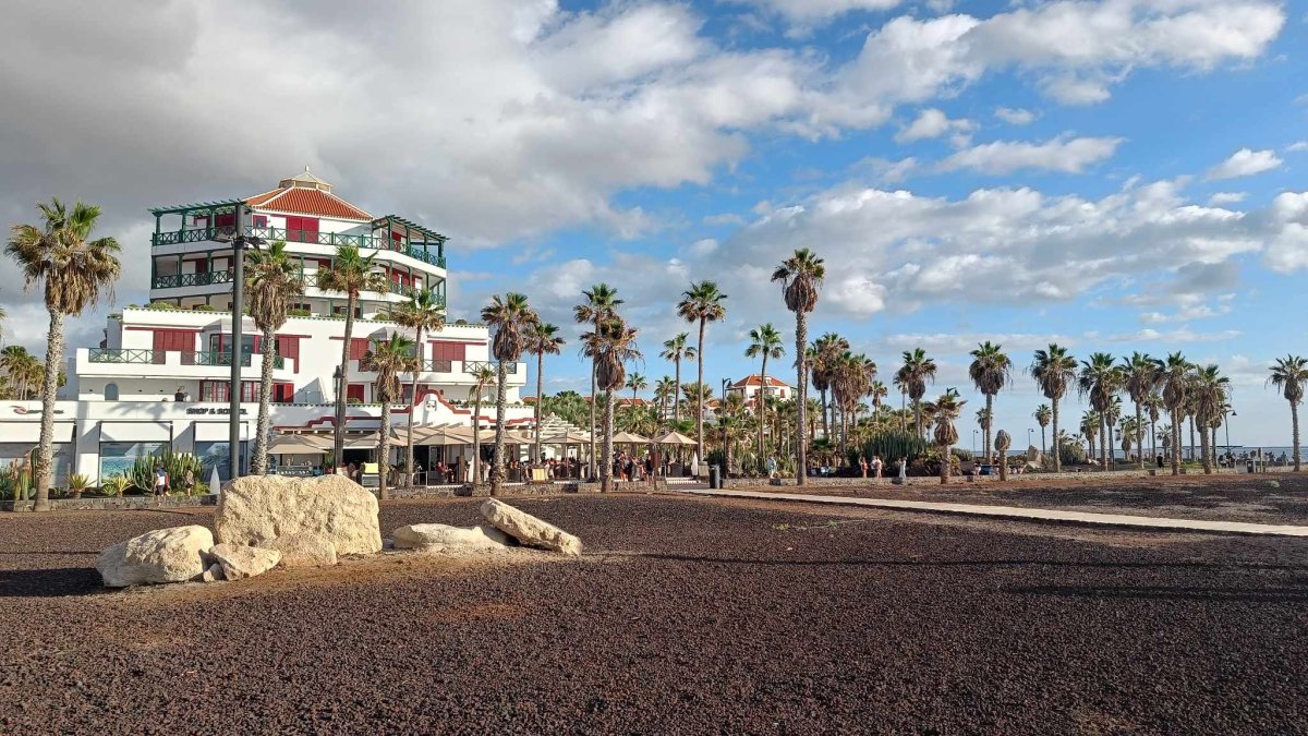 Další z pláží v Los Cristianos