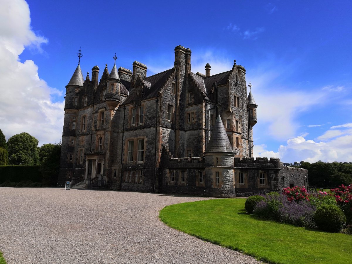 Obytný zámeček v zahradě