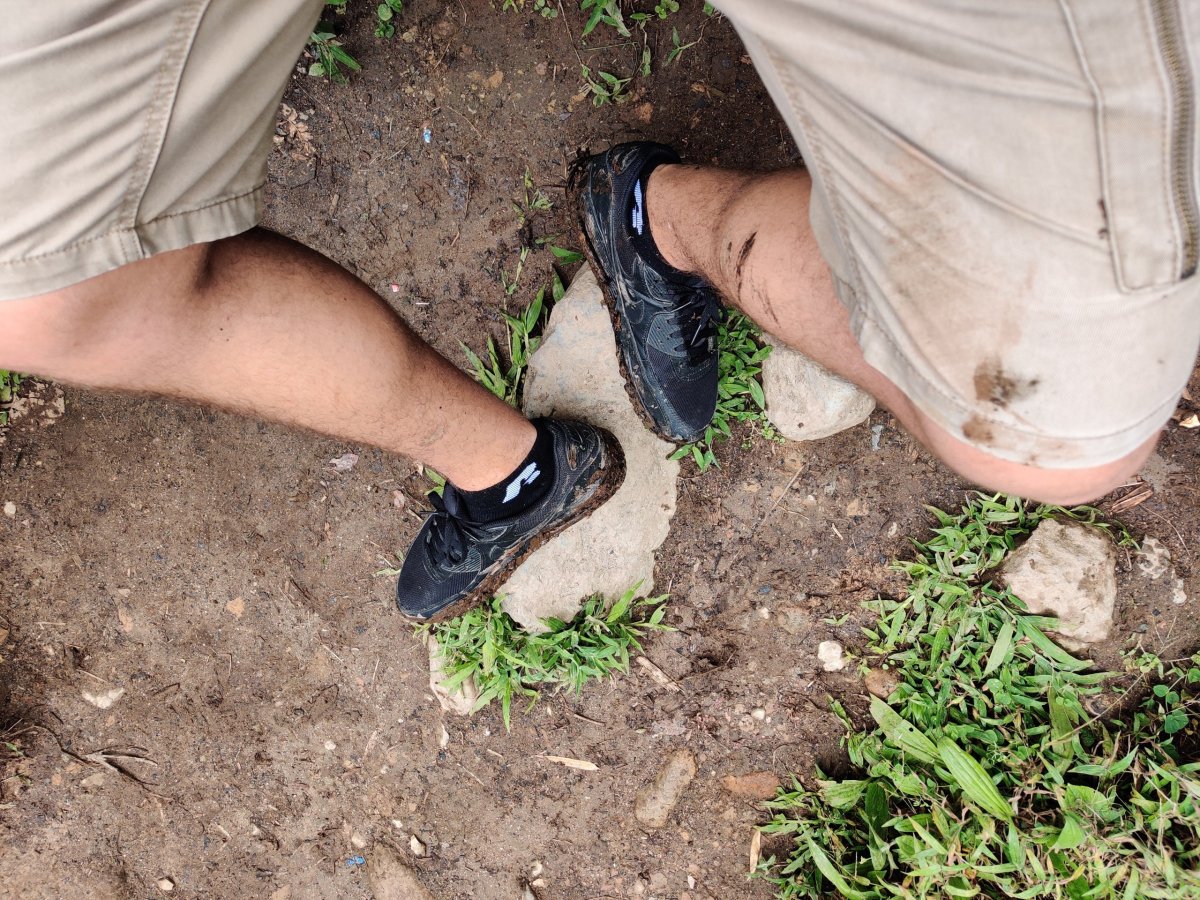 Po návratu z Hidden Waterfall, nicméně dlouhé kalhoty a vhodnější boty doporučuji!