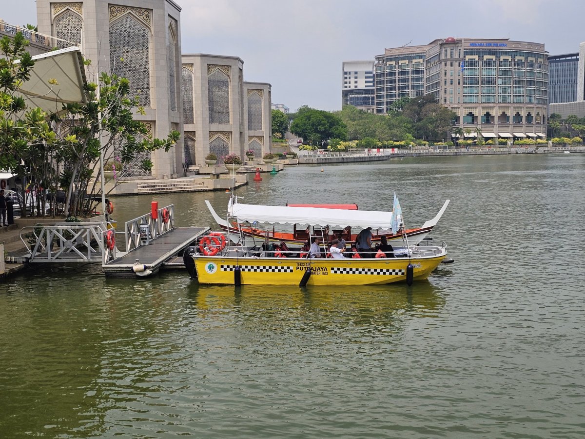 Water Taxi