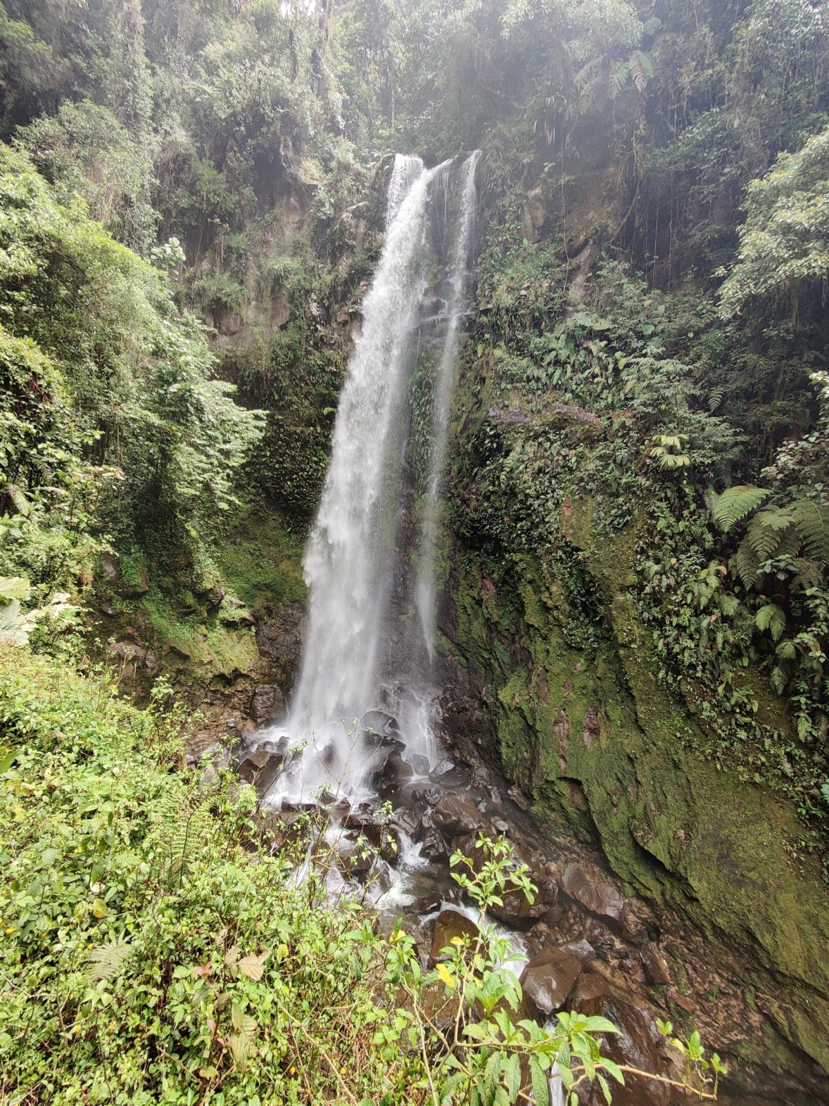 1. vodopád Hidden Waterfalls