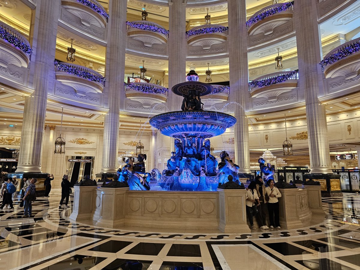 The Parisian, Macau