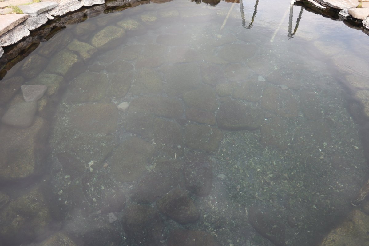 Čistá voda v bazéncích Grettislaug.