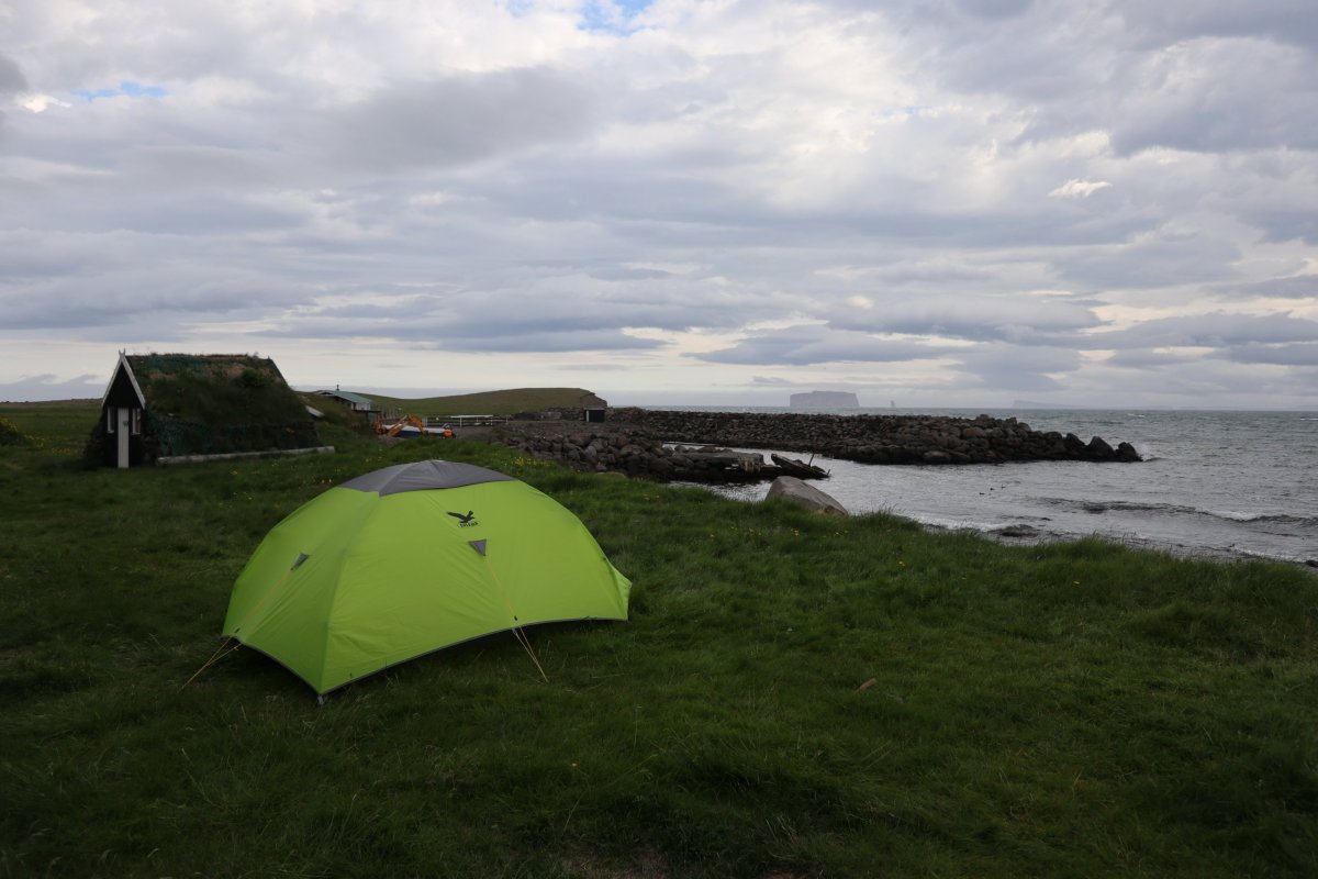 Kempování přímo u moře.