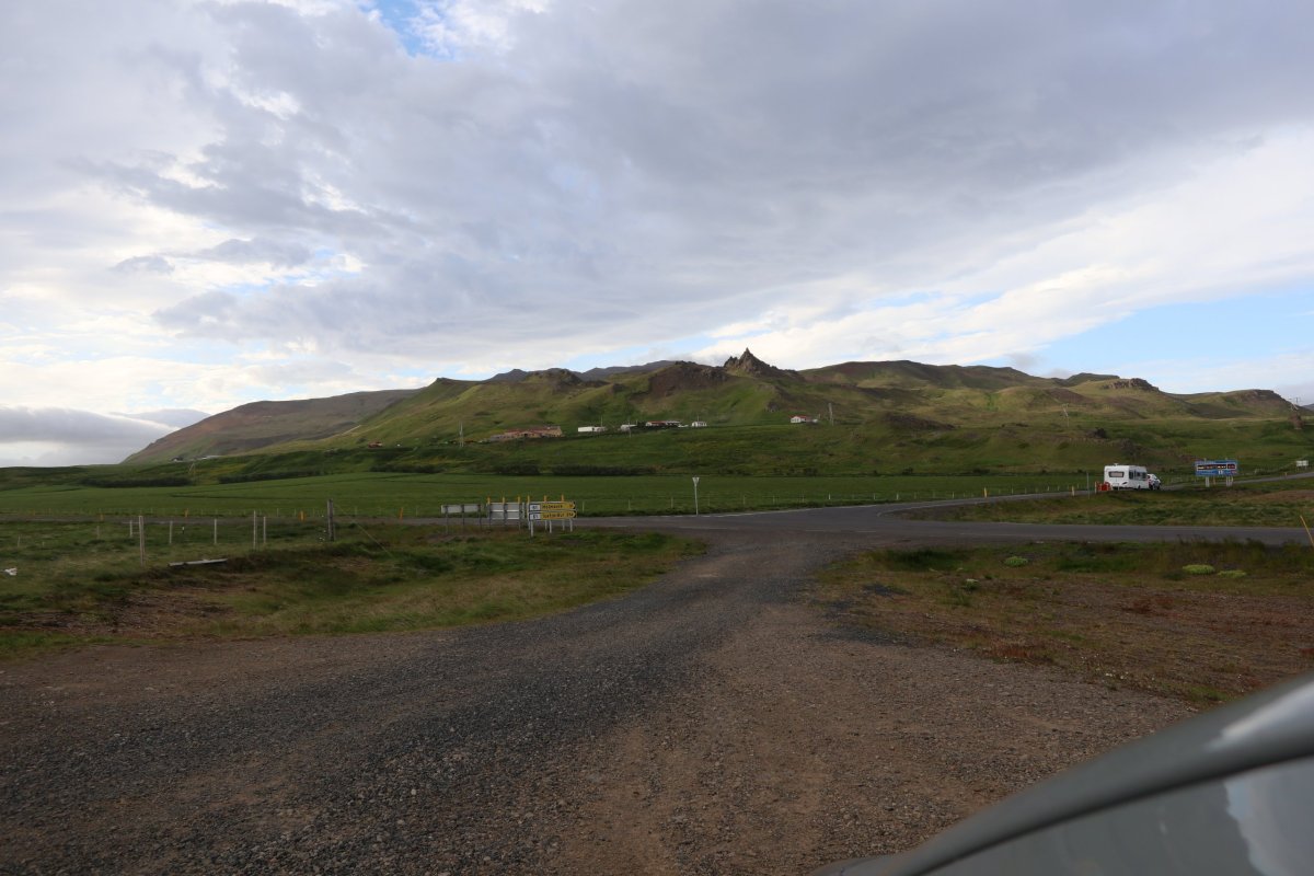 Křižovatka, kde jsme se rozhodovali zde pojedeme do Z fjordů nebo do Reykjavíku.