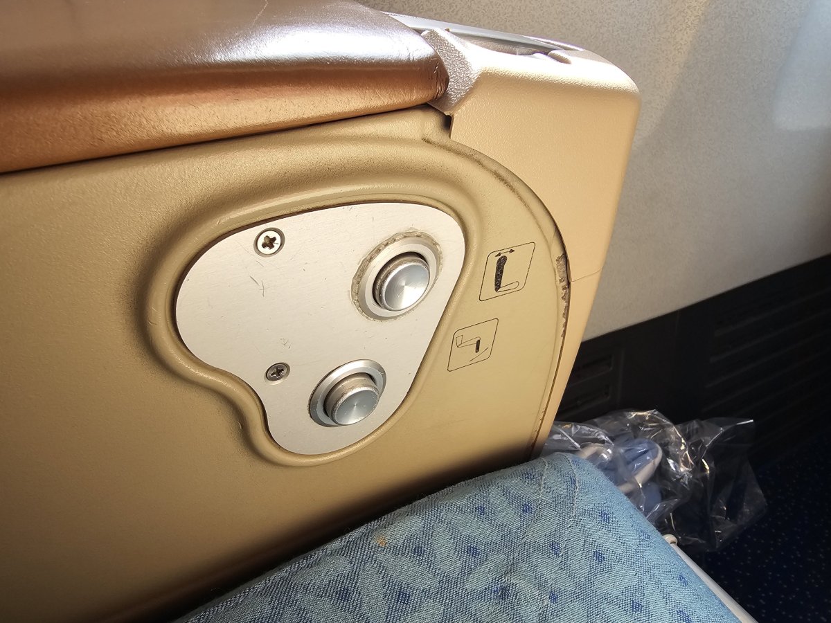 Ovládání sedačky a podnožky