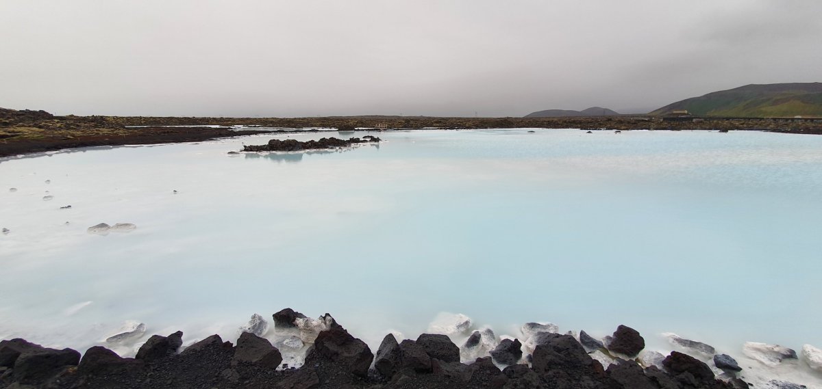 Okolí Blue Lagoon.