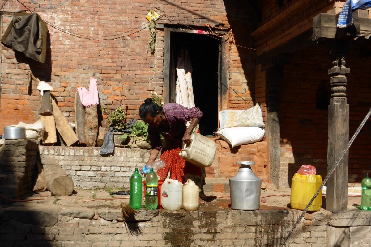 Káthmandú má velké problémy s pitnou vodou. I díky znečištění řeky Bágmatí.