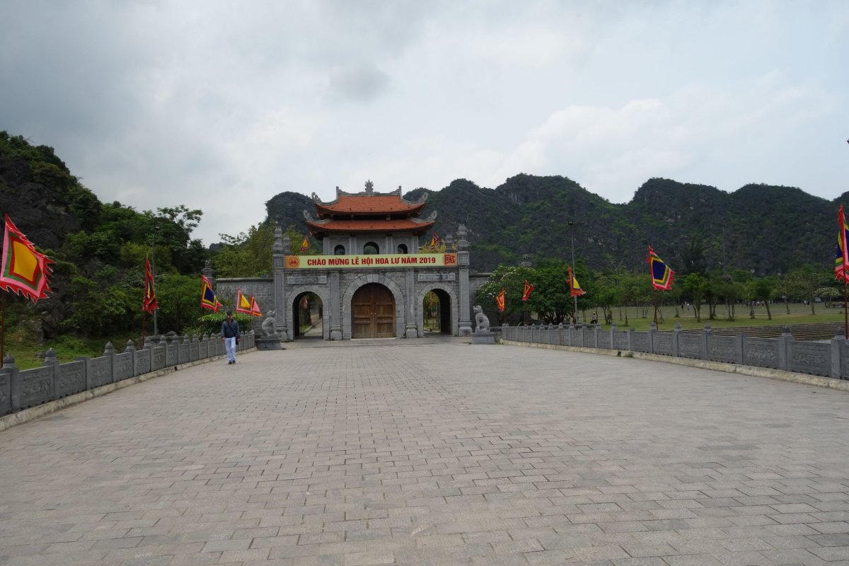 Brána do Hoa Lu