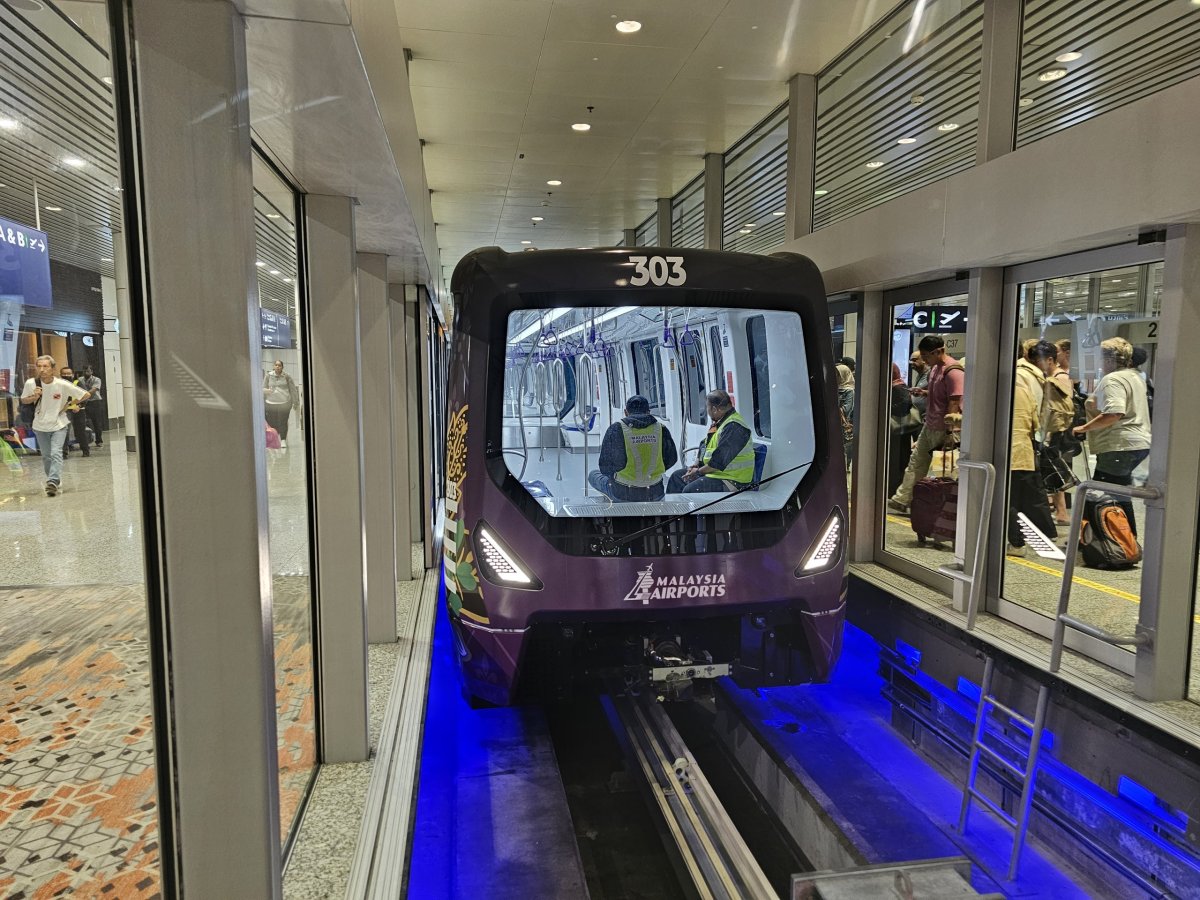 Automatický vláček ke gatům C1-C37