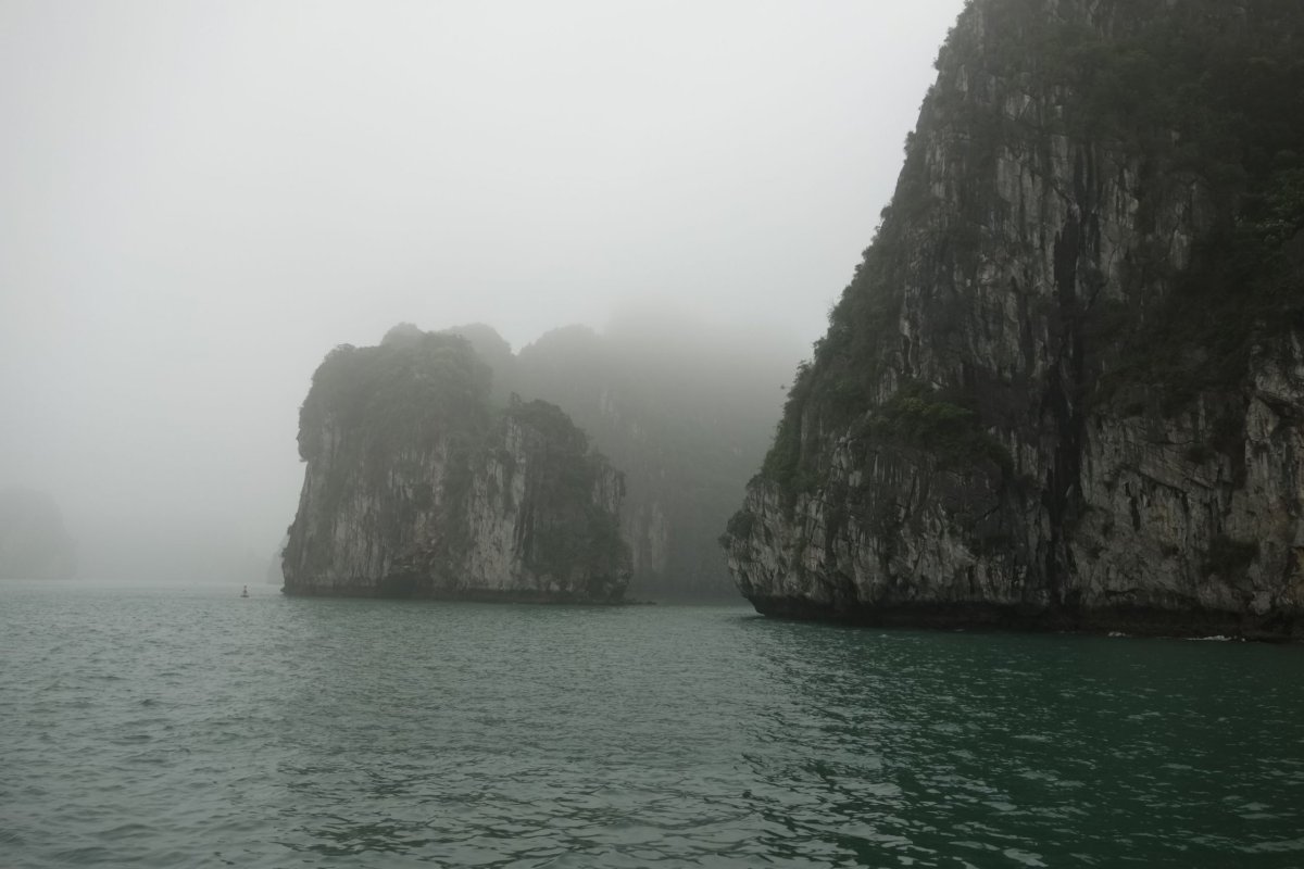 Ha Long v plné kráse