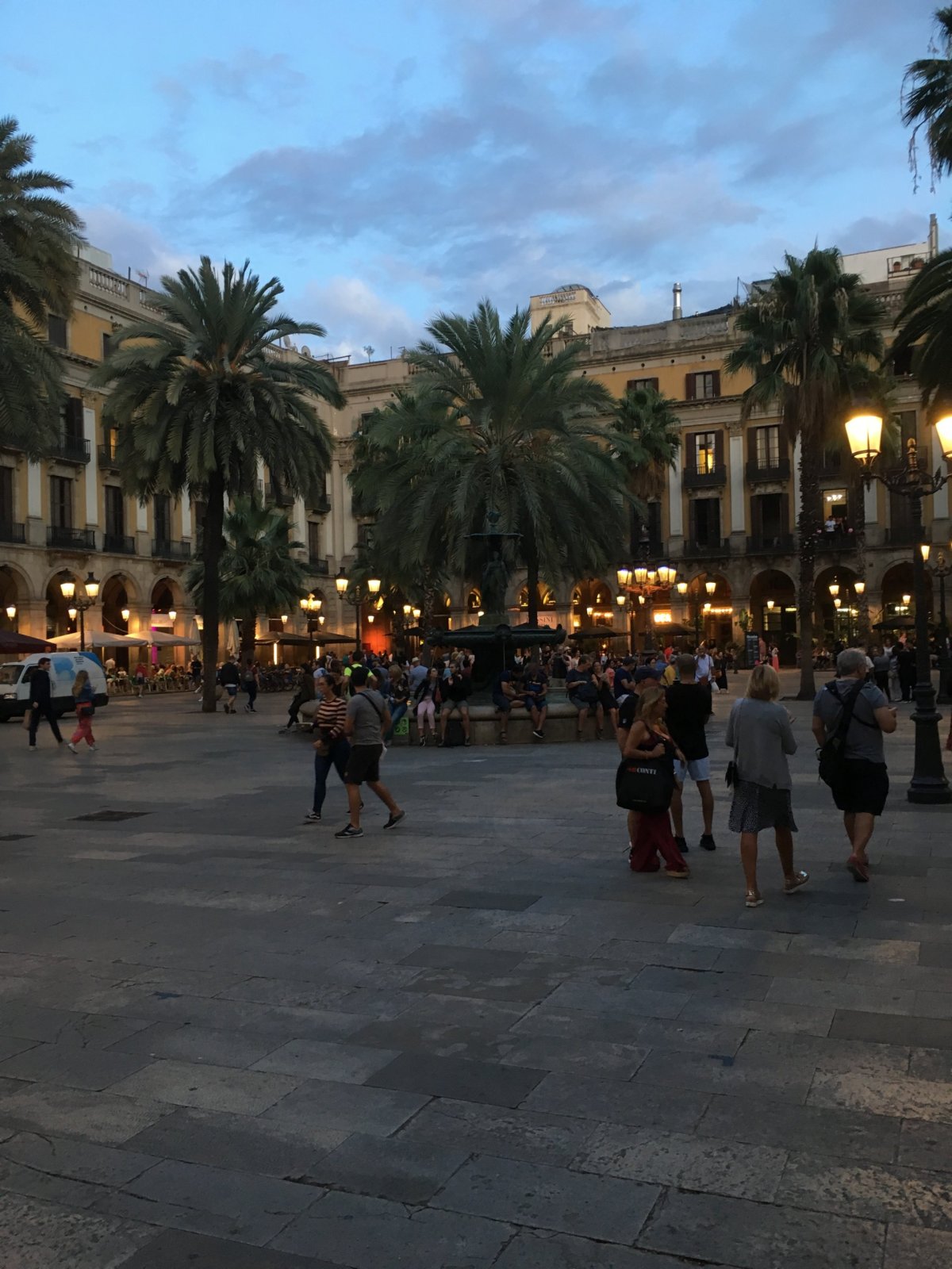 Placa Reial v Gotické čtvrti