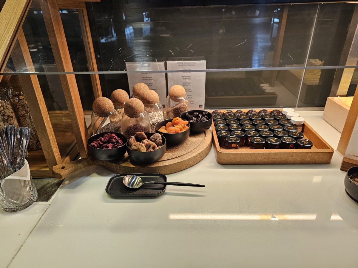 Bufet - džemy a sušené ovoce