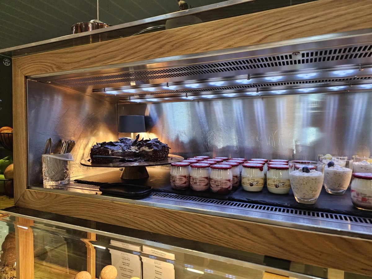 Bufet - jogurty a vločky