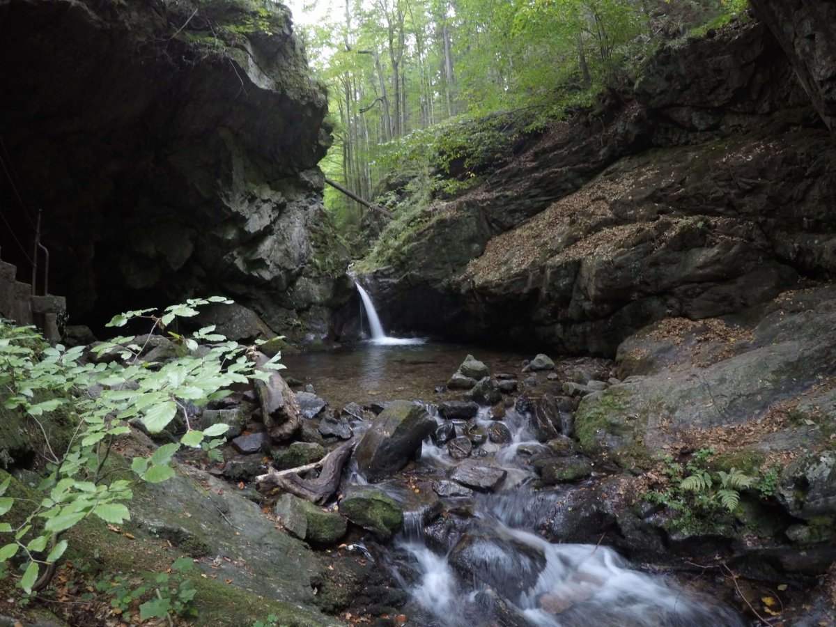 Nýznerovské vodopády