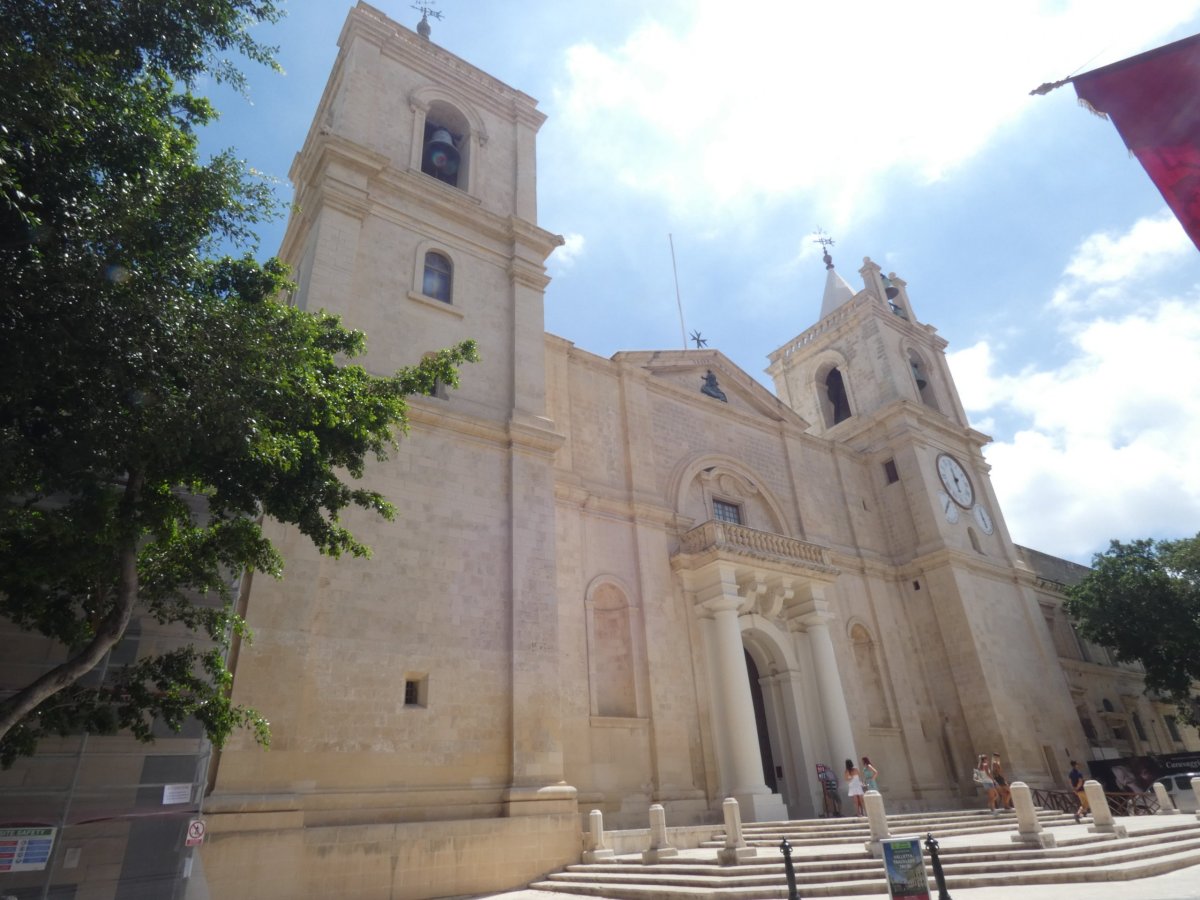Exteriér katedrály ve Valletě