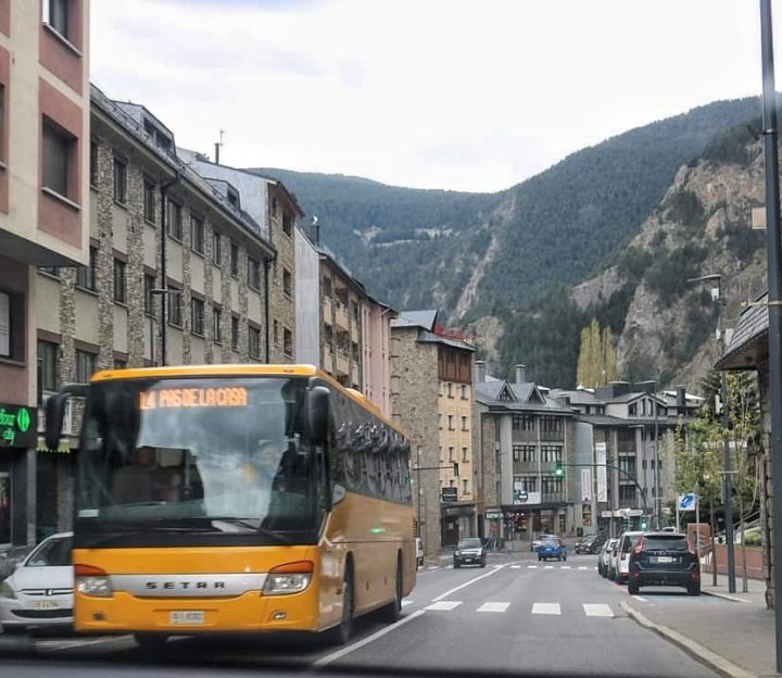 Autobusová doprava v Andorra la Vella