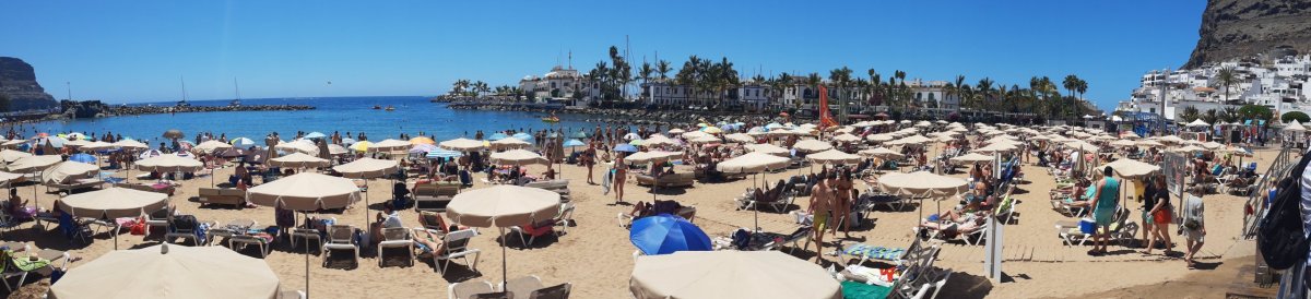 Velikonoční masakr v Mogánu