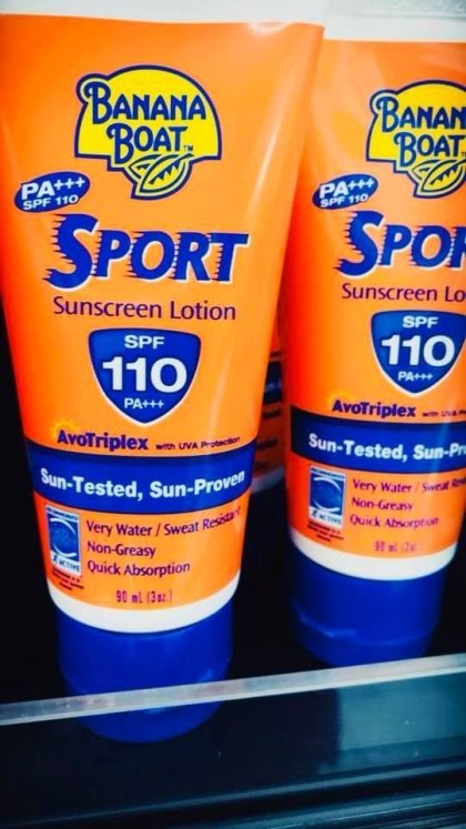 Zbytečné tahat s sebou do Indonesie naše opalovací krémy, které nepřekročí faktor 50... :)