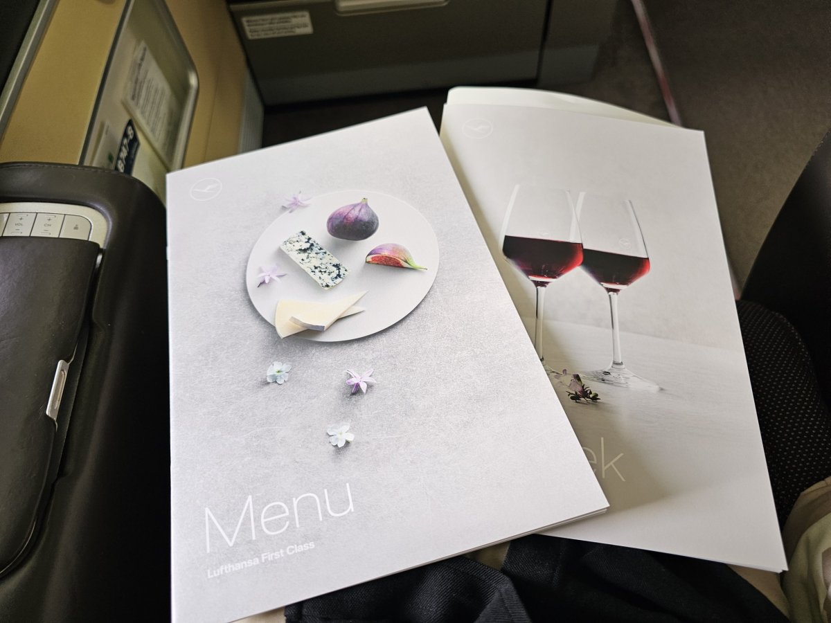 Tištěné menu a vinný lístek