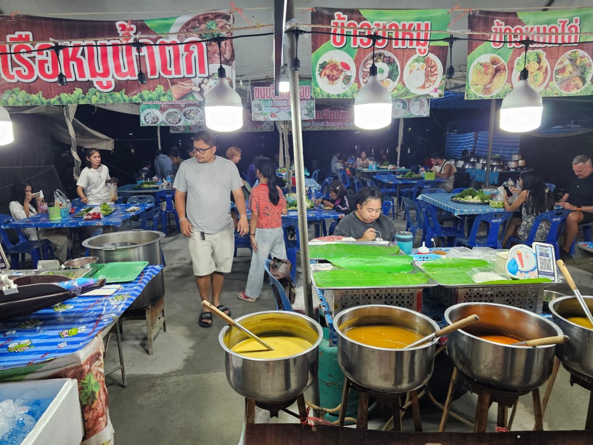 Chaweng Night Market