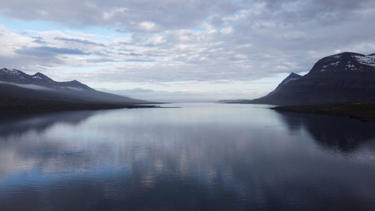 Průjezd fjordem