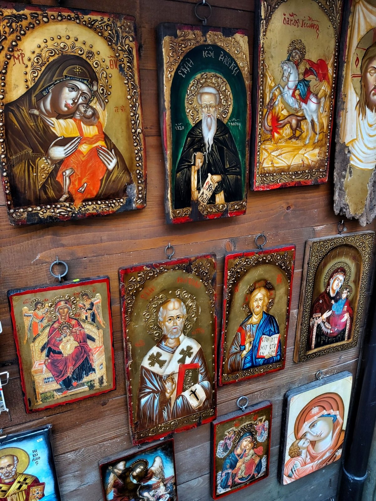 to není výzdoba chrámu, to jsou suvenýry :)