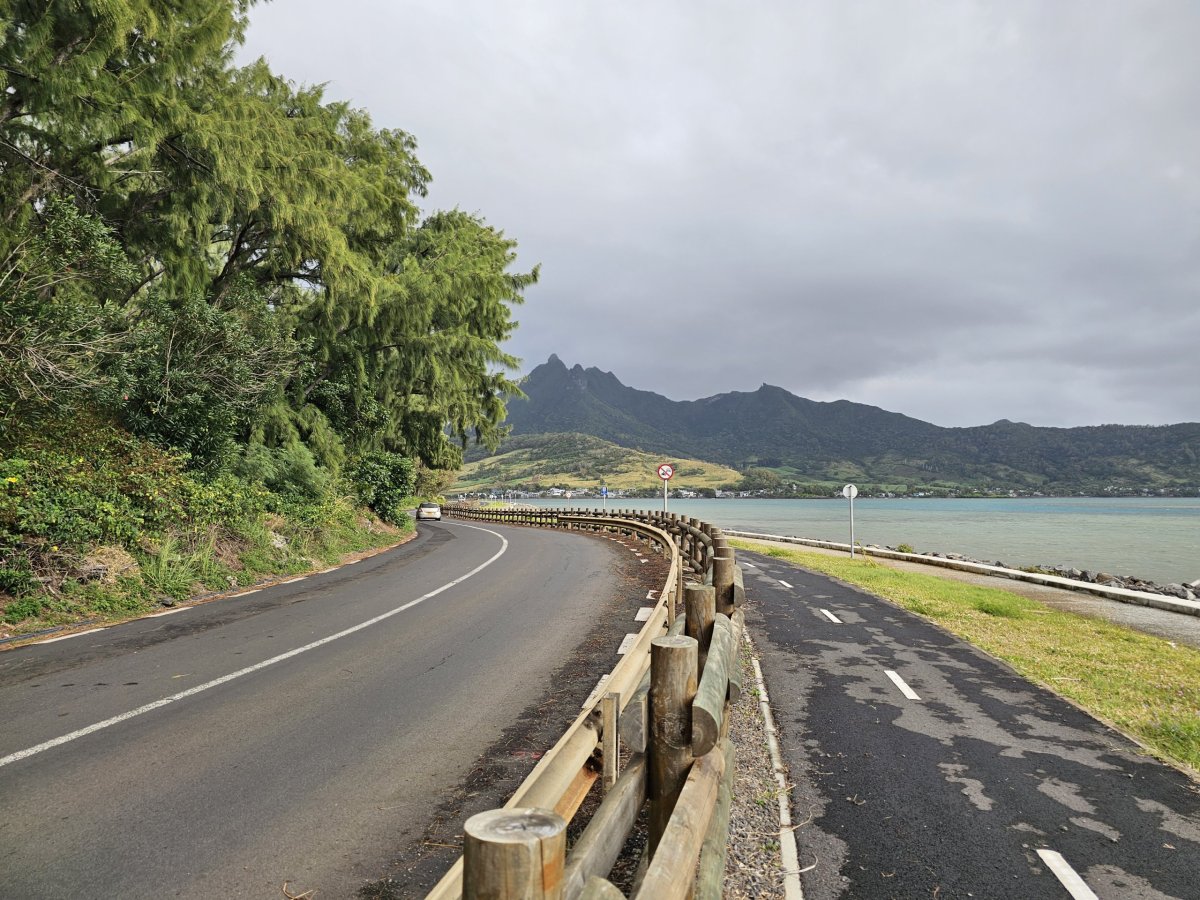 Okružní silnice kolem ostrova