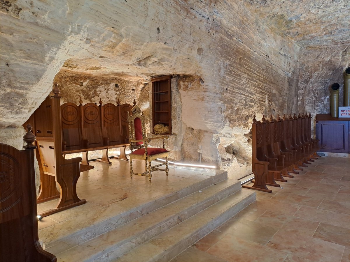 Eliášovo křeslo v této jeskyni