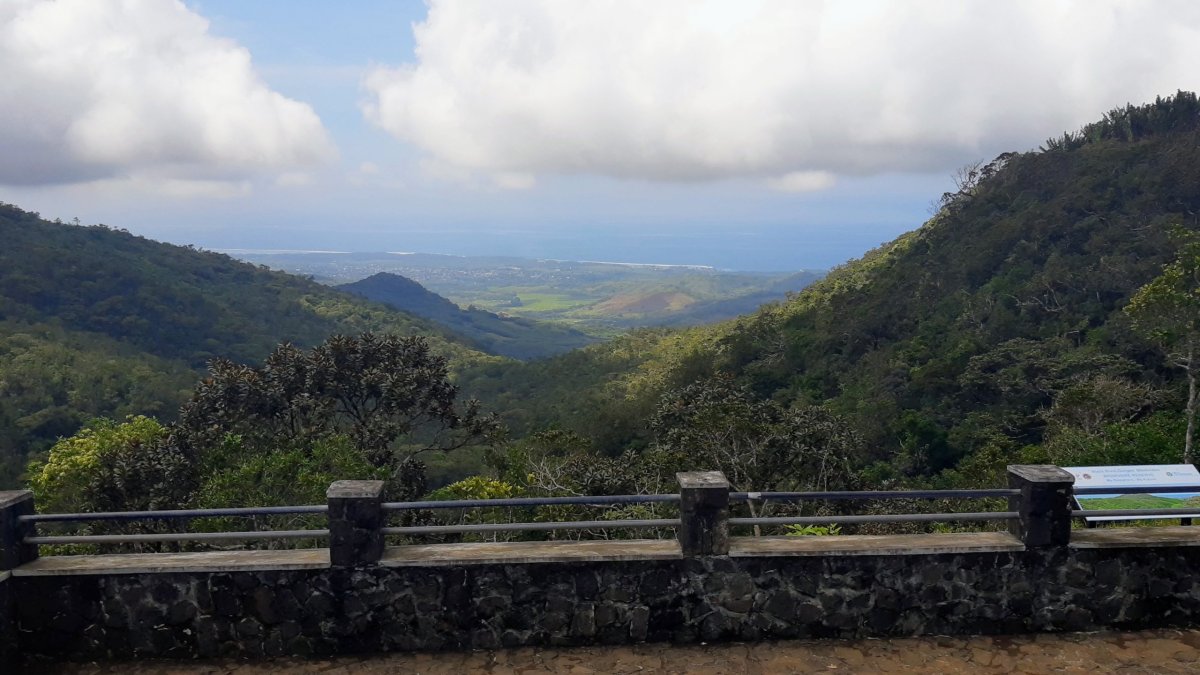 A výhled na pobřeží