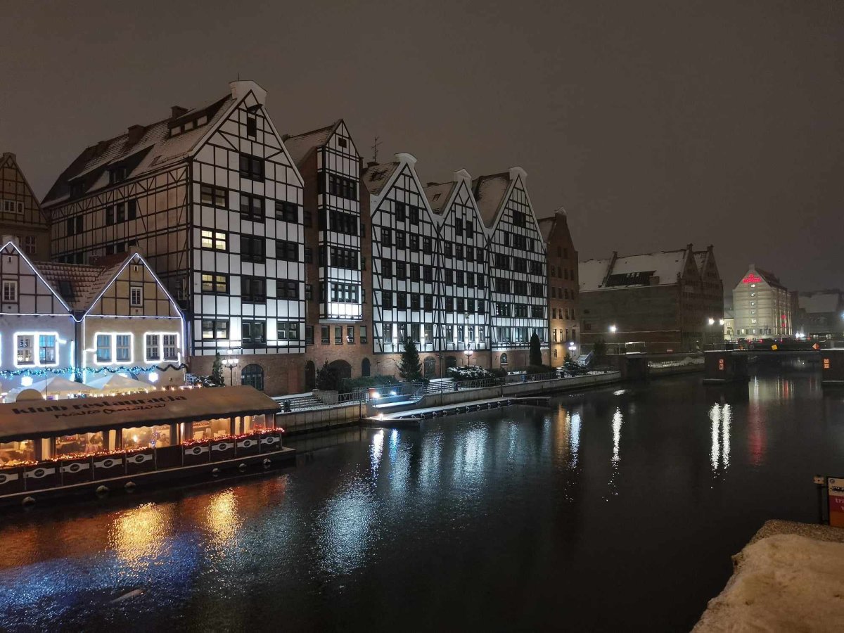 Nové domy v duchu tradiční architektury