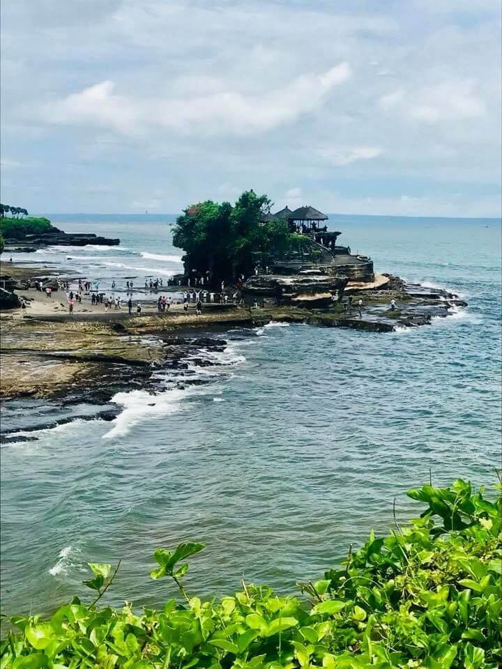 Uluwatu Temple a Tanah Lot