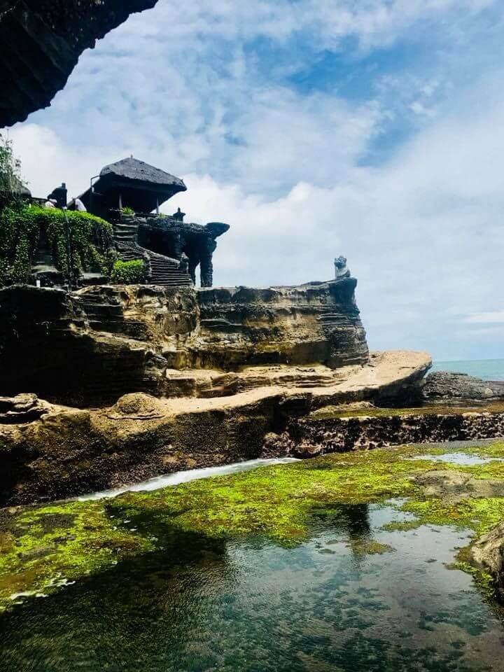 Uluwatu Temple a Tanah Lot