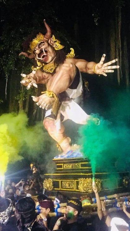 Večerní obřad Nejpy