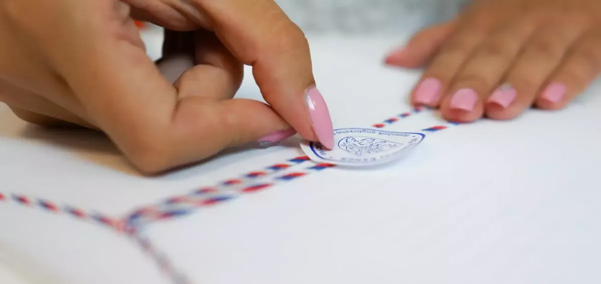 5) Úřední překlad z češtiny do řečtiny - je potřeba přinést originály, které jsou speciálním způsobem svázány s překladem