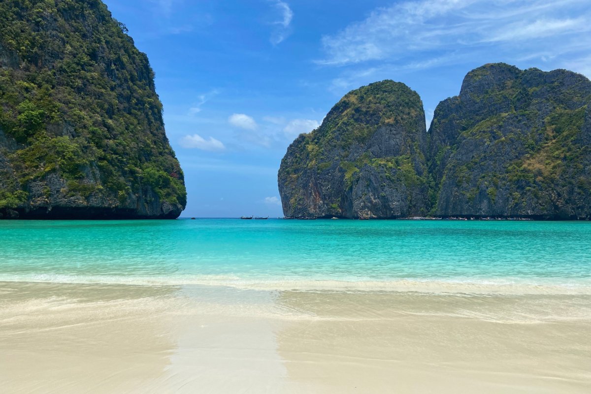 Maya bay jak z katalogu...