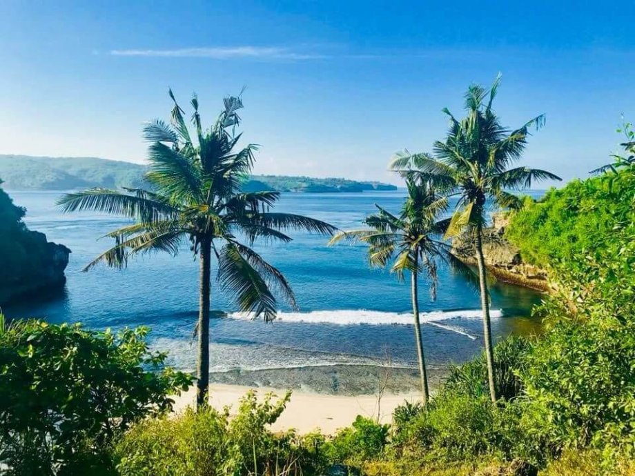 Nusa Ceningan, Lembongan