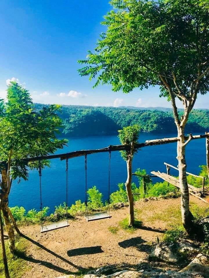 Nusa Ceningan, Lembongan