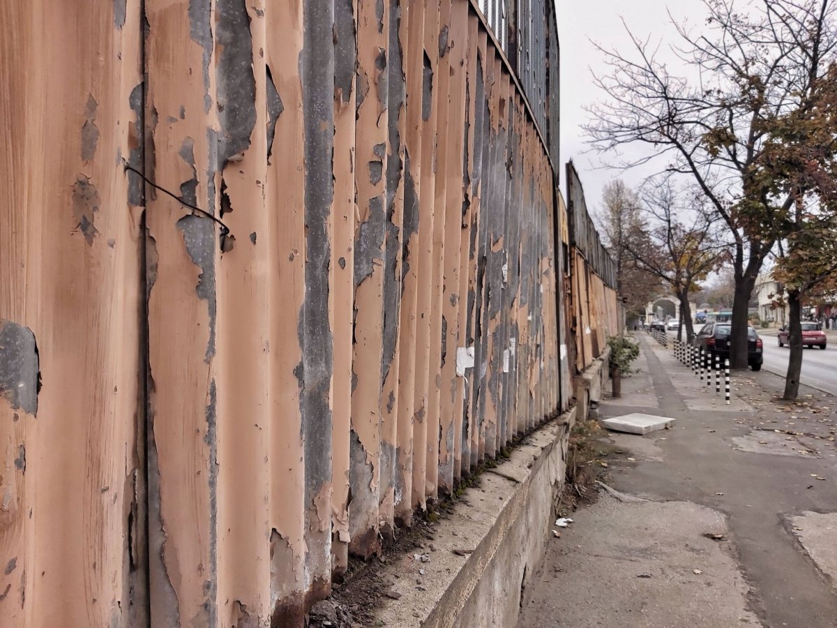 druhá strana podchodu...úplně jiný kafe :D