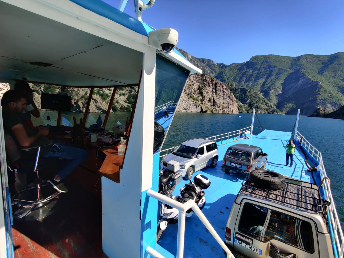 Kdesi na Komanském jezeře