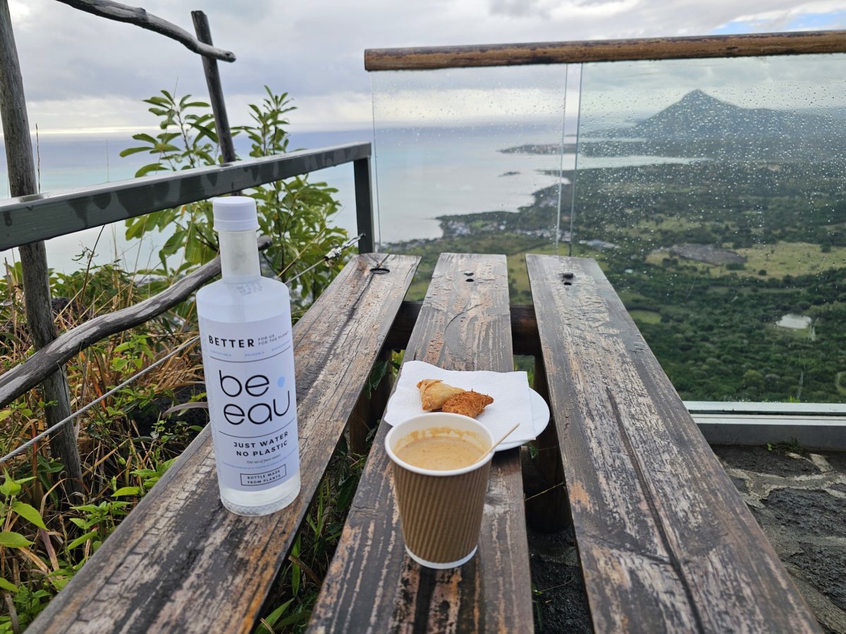 Občerstvení v Ebony Forest