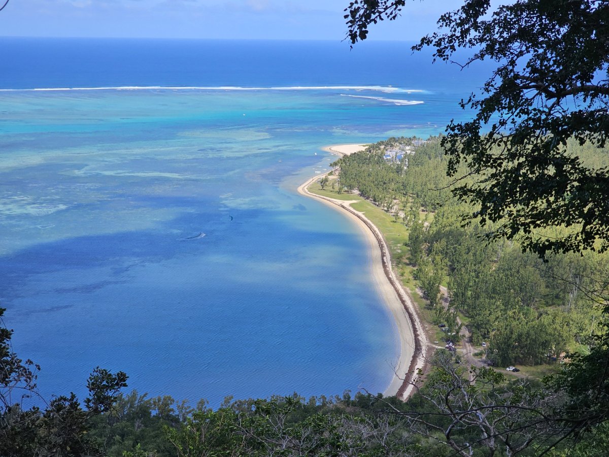Výhled na Le Morne Kite Lagoon