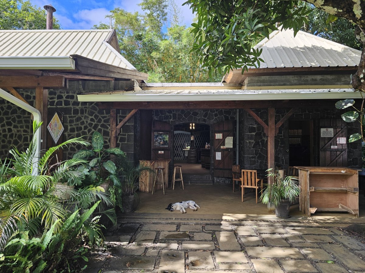 Saint Aubin, rumová destilerie