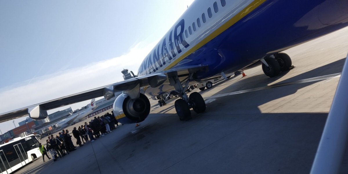 Nástup do letadla naší "oblíbené" společnosti ;)