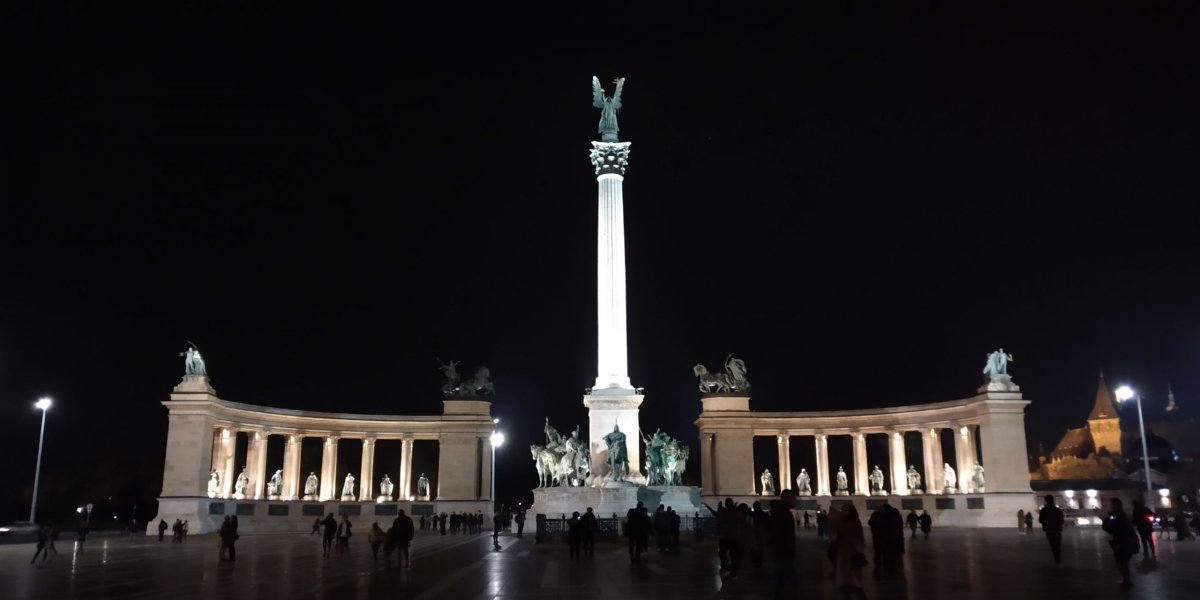 Hősök tere / Náměstí Hrdinů