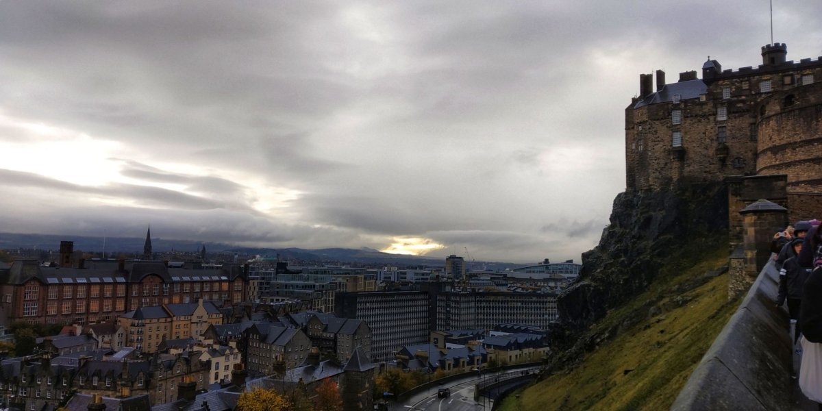 Výhled od Edinburského hradu