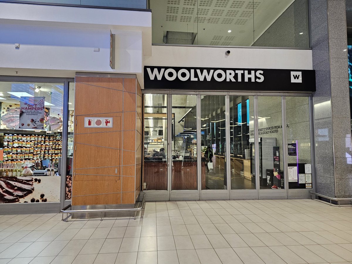 Supermarket Woolworths