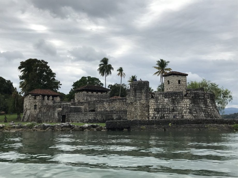Vodní hrad na Rio Dulce