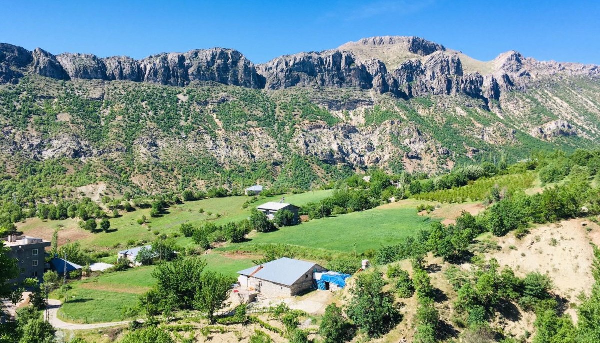 Karadut - pohled z našeho penzionu