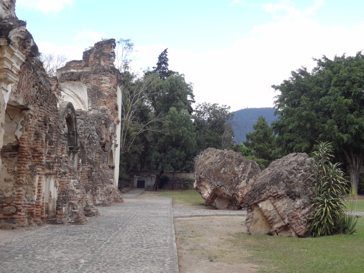 Ruiny v Antigue jsou opravdu velkolepé